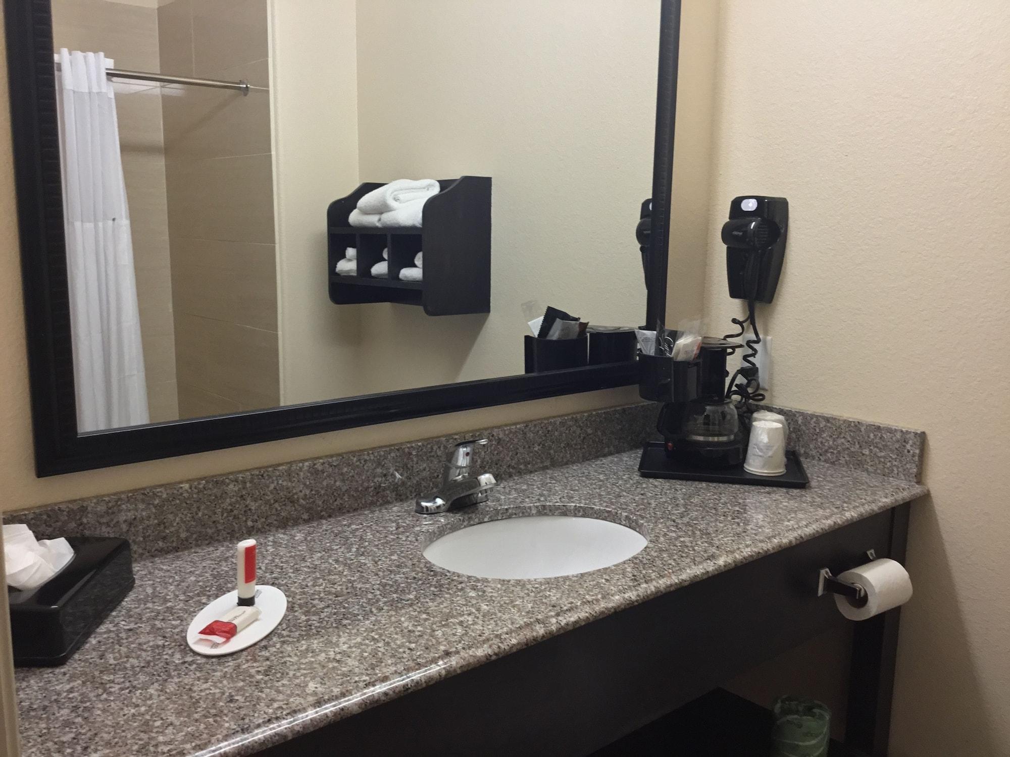 Days Inn & Suites By Wyndham Galveston West/Seawall Zewnętrze zdjęcie