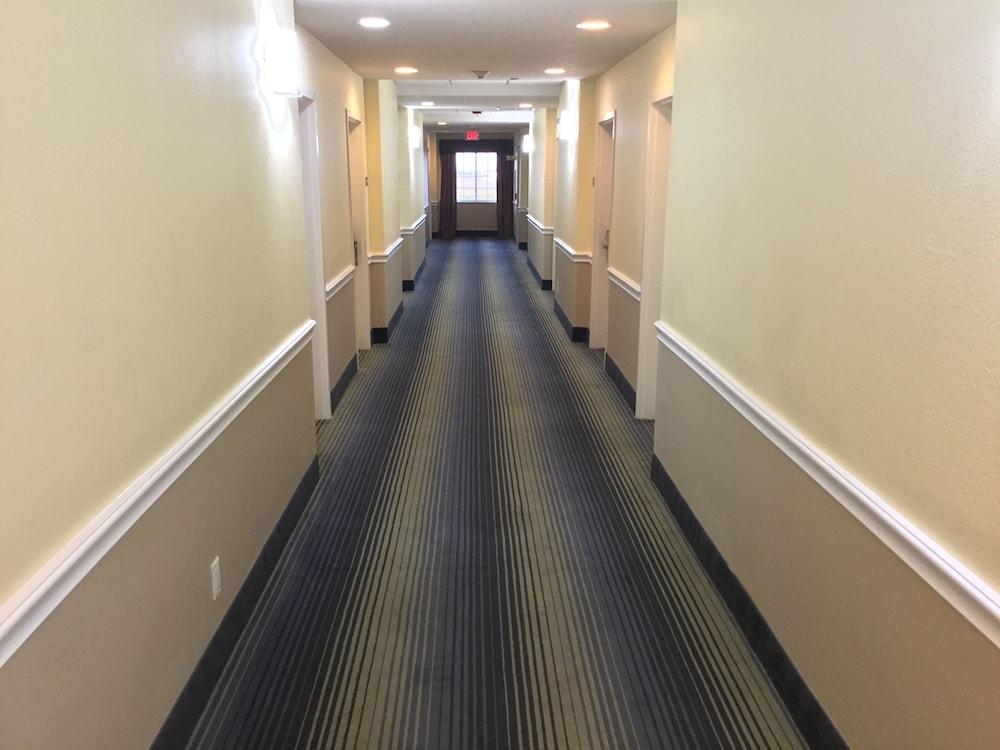 Days Inn & Suites By Wyndham Galveston West/Seawall Zewnętrze zdjęcie