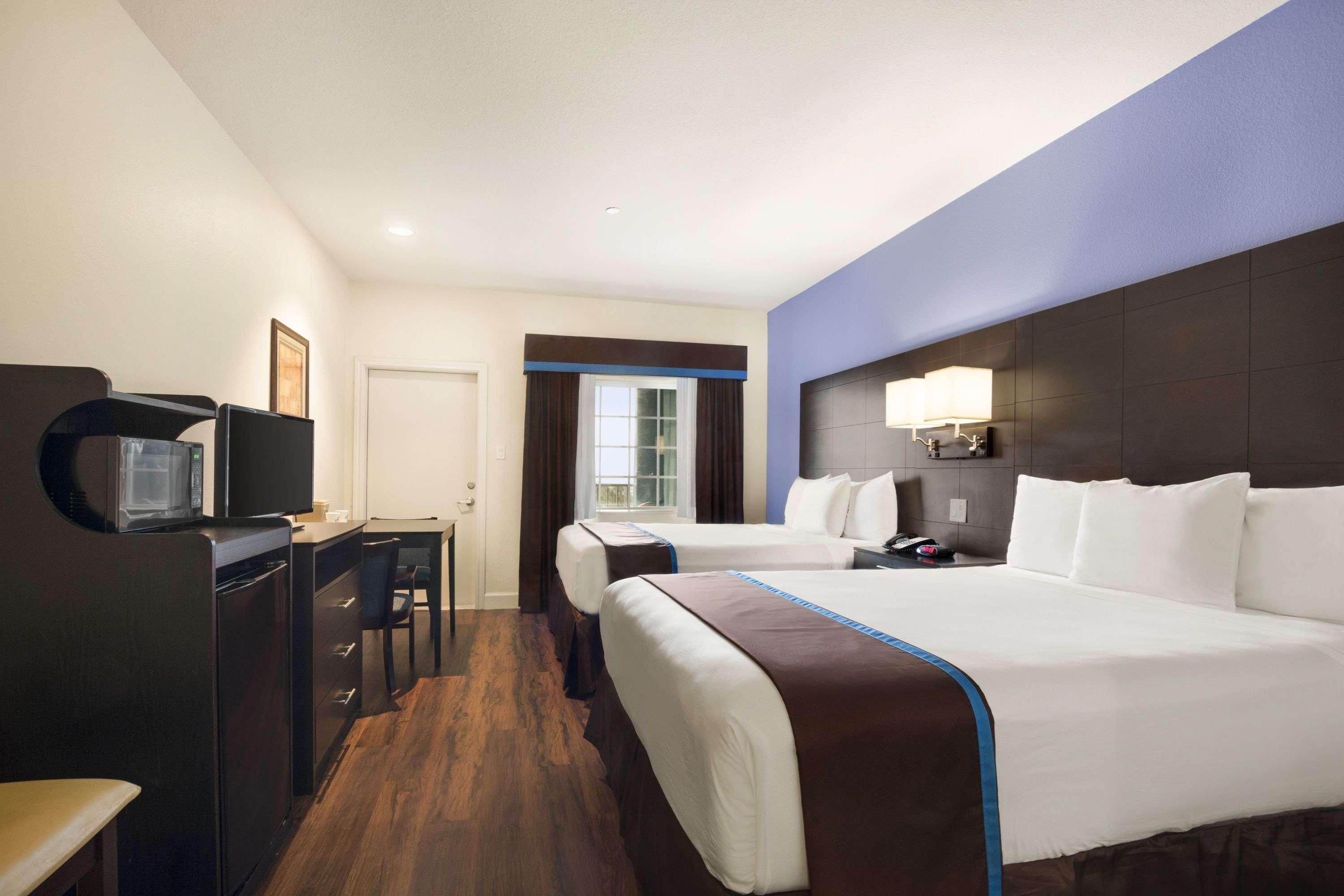 Days Inn & Suites By Wyndham Galveston West/Seawall Zewnętrze zdjęcie