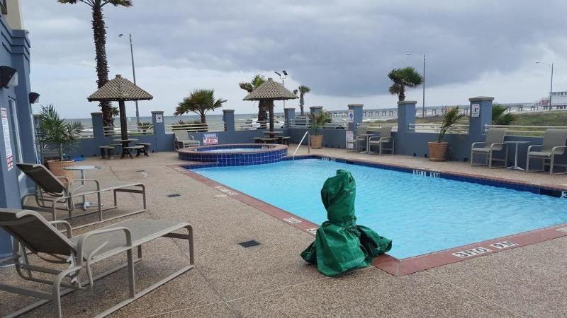 Days Inn & Suites By Wyndham Galveston West/Seawall Zewnętrze zdjęcie